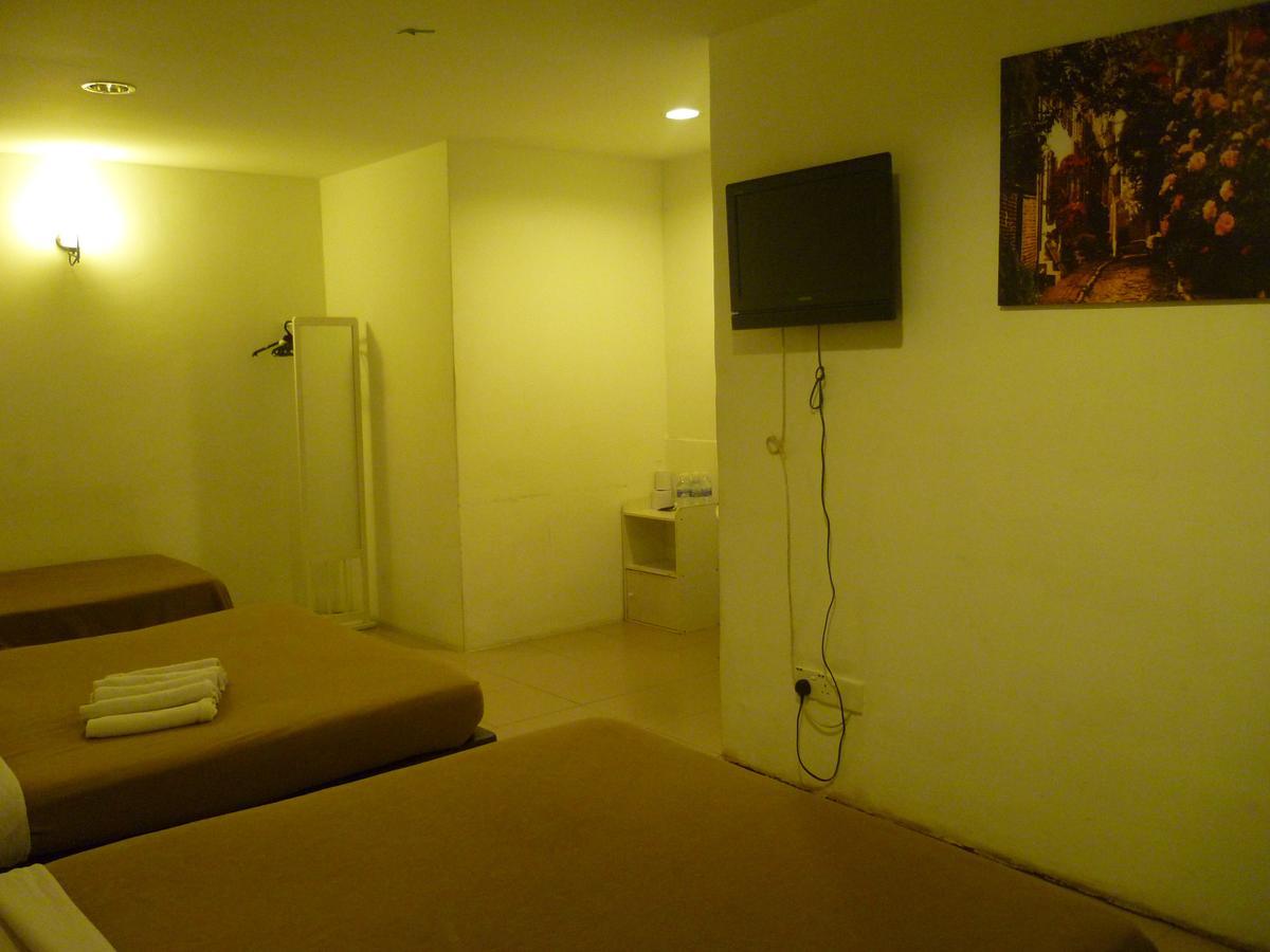 Best One Hotel Malacca Exterior photo